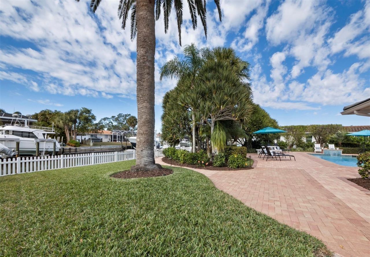 513 Outrigger Lane, Longboat Key, FL 34228 Photo