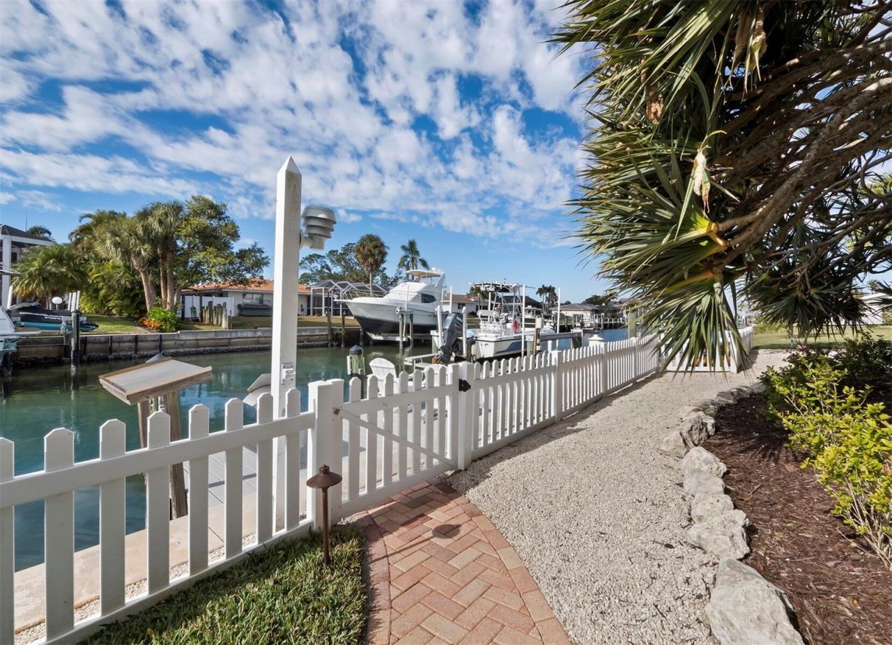 513 Outrigger Lane, Longboat Key, FL 34228 Photo