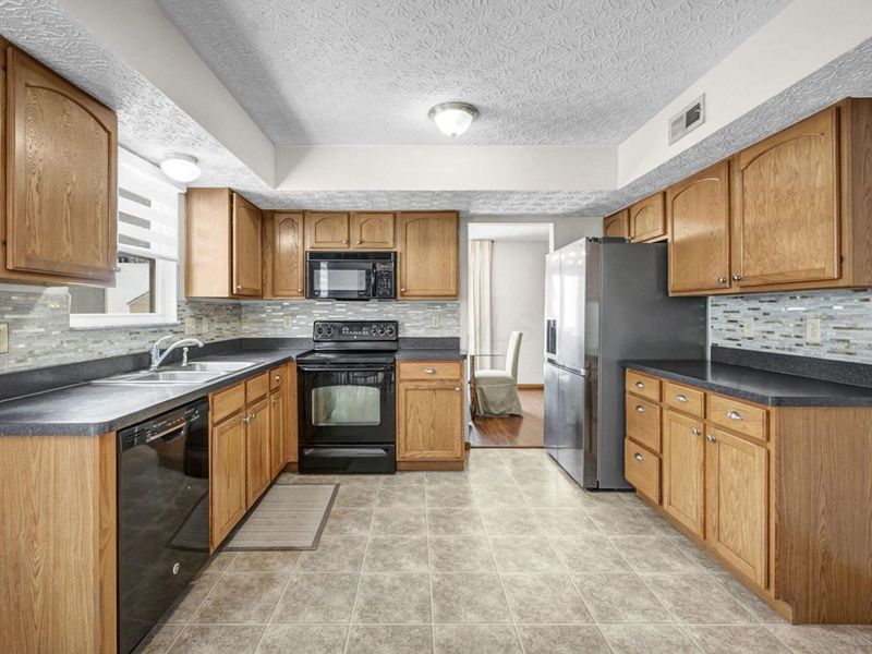 2147 Exemplar Court, Grove City, OH 43123 Photo 13