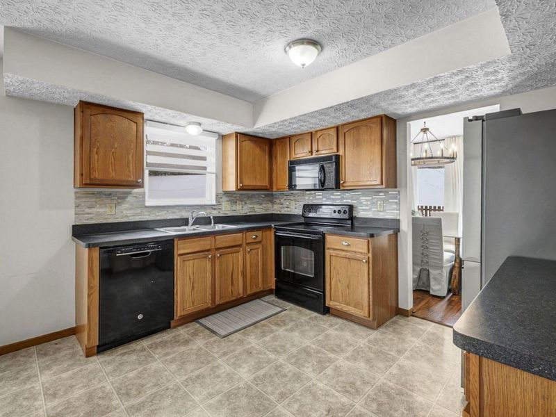 2147 Exemplar Court, Grove City, OH 43123 Photo 14