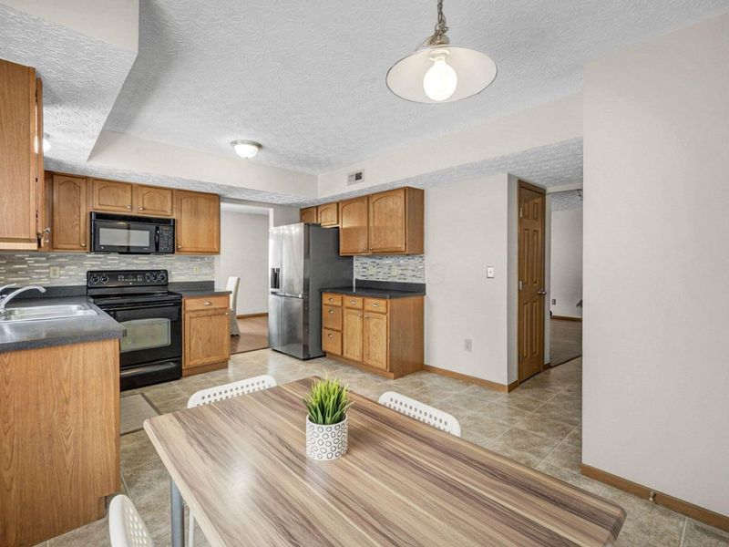 2147 Exemplar Court, Grove City, OH 43123 Photo 17