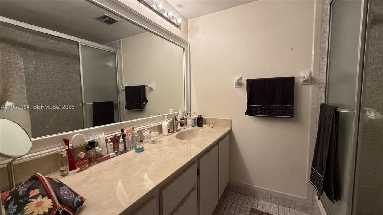 6800 Cypress Rd, Unit 501, Plantation, FL 33317 Photo