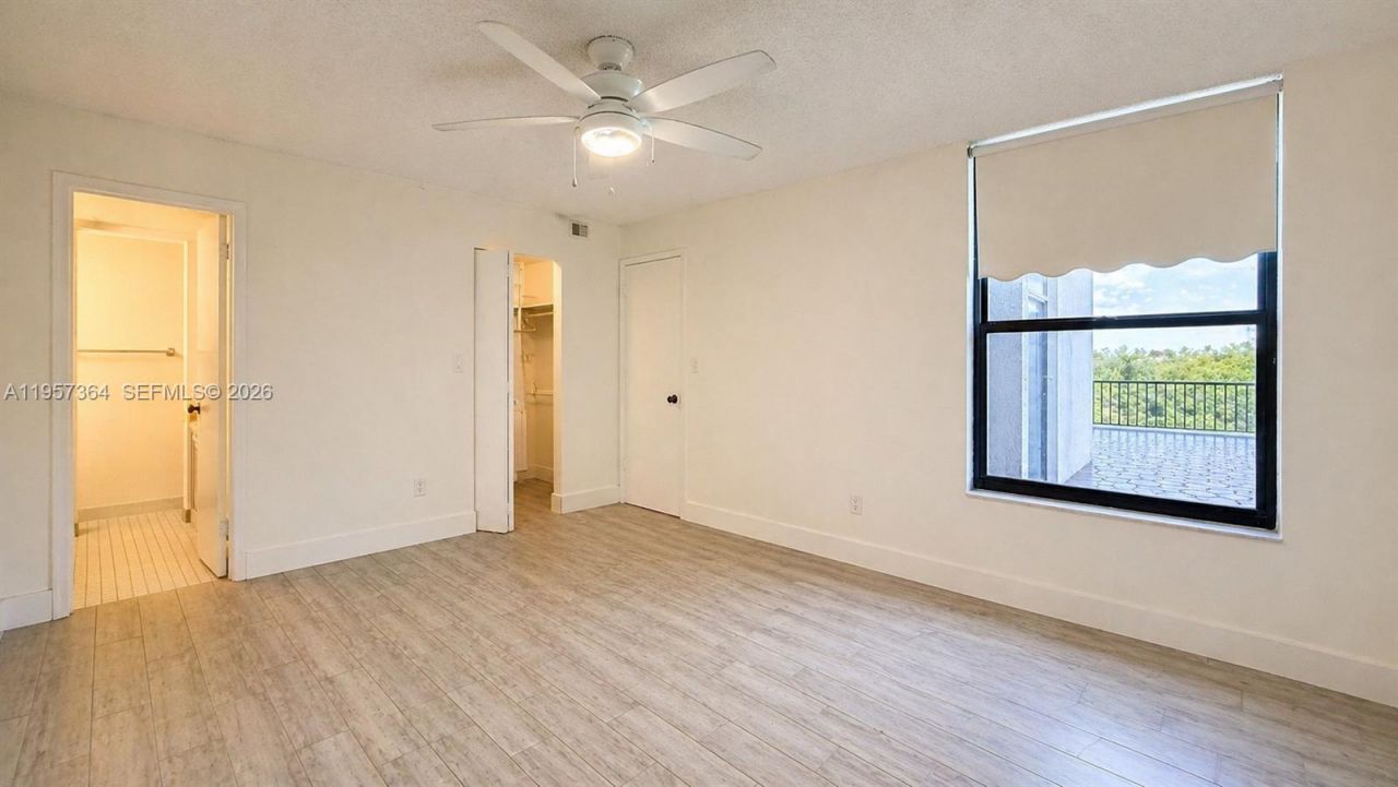 6800 Cypress Rd, Unit 501, Plantation, FL 33317 Photo
