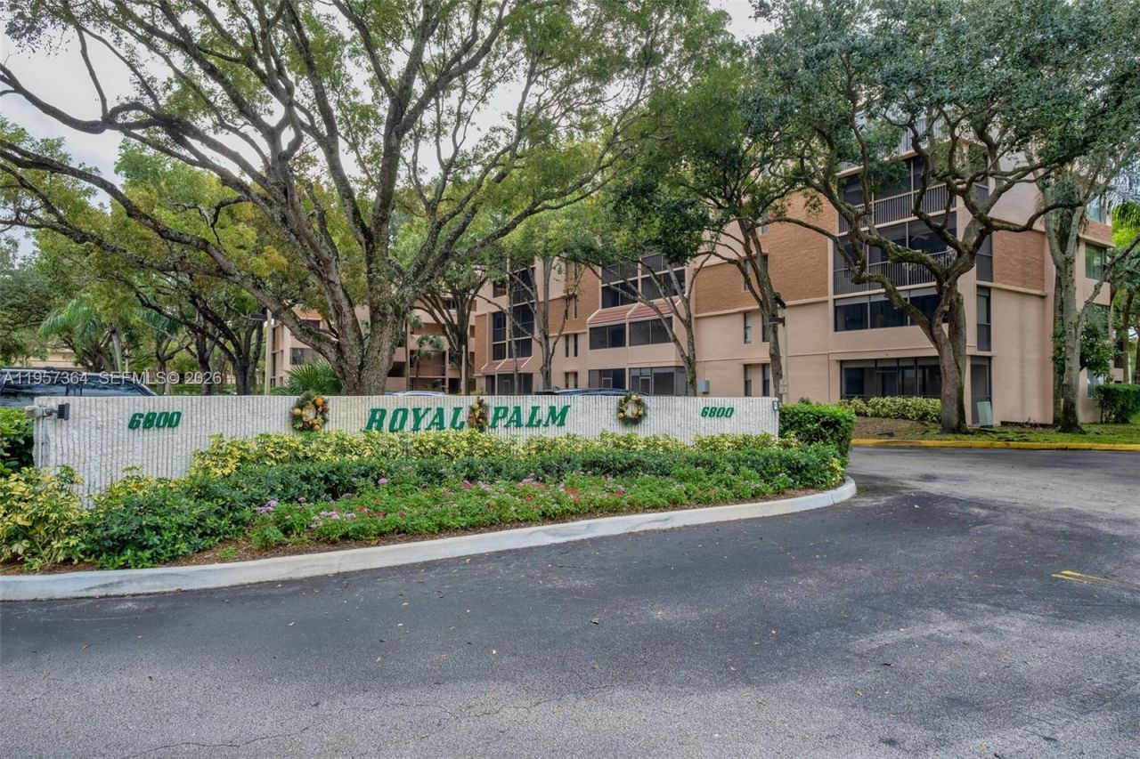 6800 Cypress Rd, Unit 501, Plantation, FL 33317 Photo