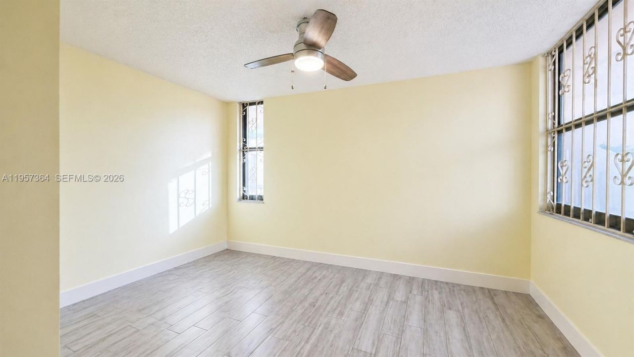 6800 Cypress Rd, Unit 501, Plantation, FL 33317 Photo