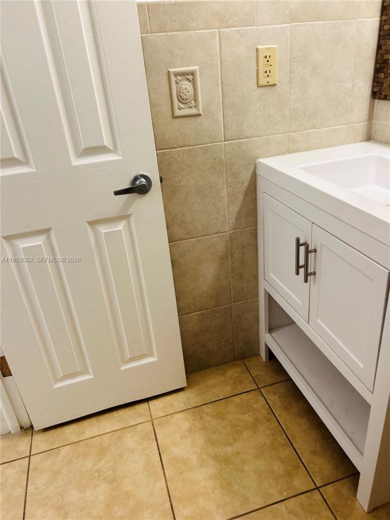 8603 SW 68th Ct, Unit 22, Miami, FL 33143 Photo