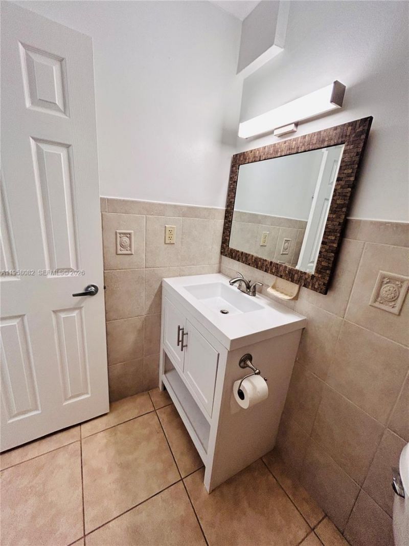 8603 SW 68th Ct, Unit 22, Miami, FL 33143 Photo