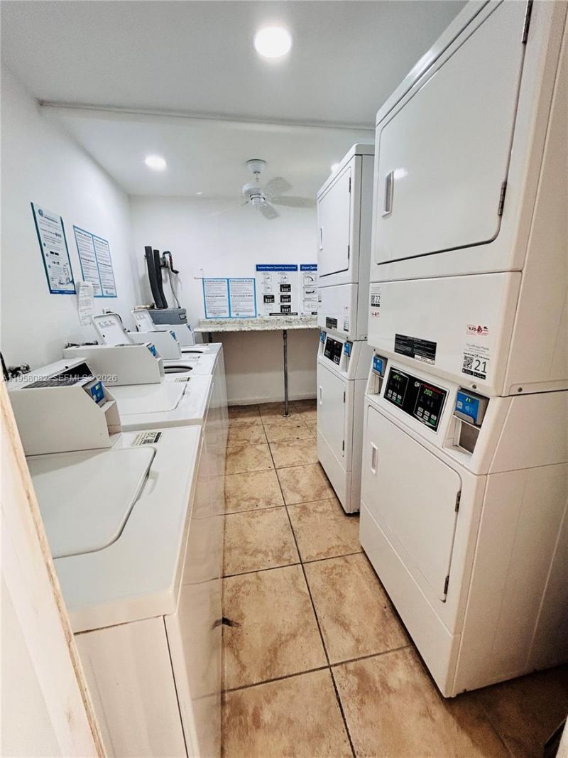 8603 SW 68th Ct, Unit 22, Miami, FL 33143 Photo