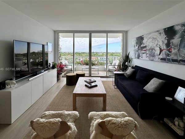 5600 Collins Ave , Unit 8P, Miami Beach, FL 33140