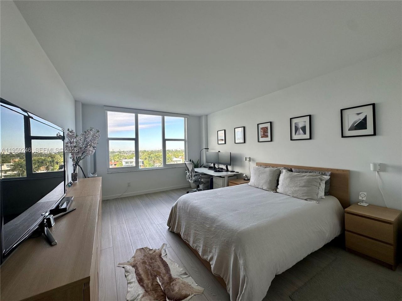 5600 Collins Ave , Unit 8P, Miami Beach, FL 33140 Photo