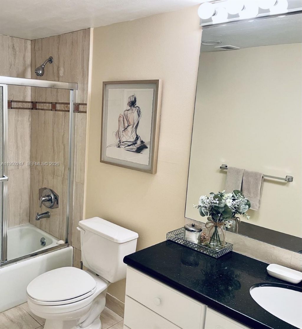 19390 E Collins Ave, Unit 1506, Sunny Isles Beach, FL 33160 Photo