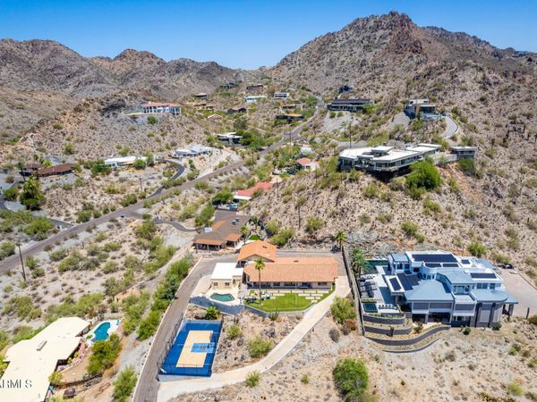 6526 N 37TH Street, Phoenix, AZ 85018