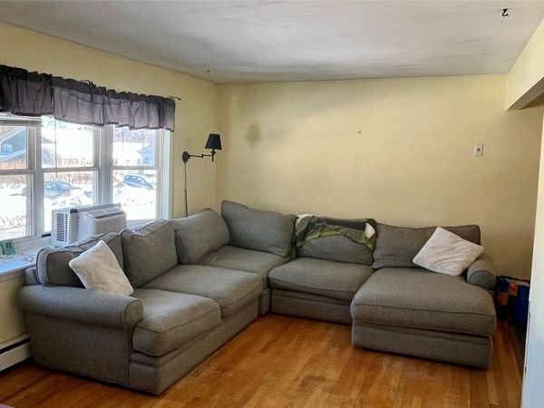 21 Mountain View Avenue, Saugerties, NY 12477