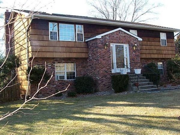 271 Berry Hill Road, Syosset, NY 11791