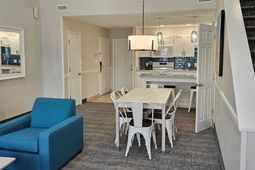 218 Double Eagle Dr. photo 4