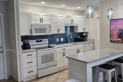 218 Double Eagle Dr. photo 4