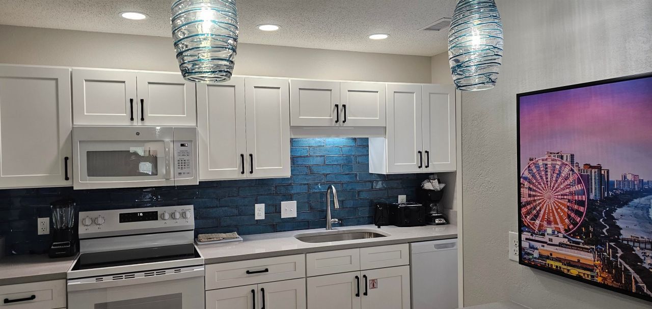 218 Double Eagle Dr. Photo 6