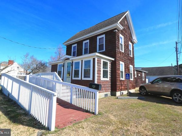 4264 MAIN STREET, CHINCOTEAGUE ISLAND, VA 23336
