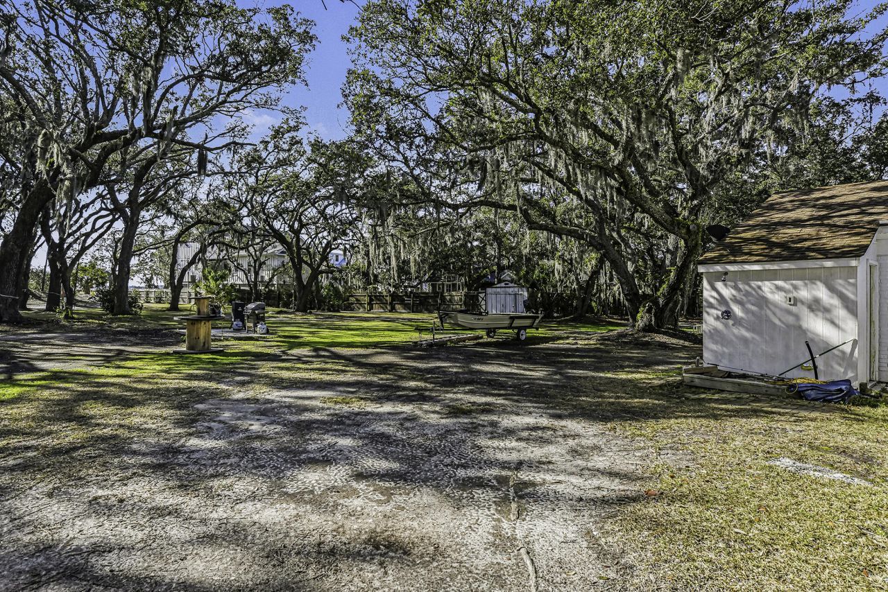 191 Wappoo Road Photo 45