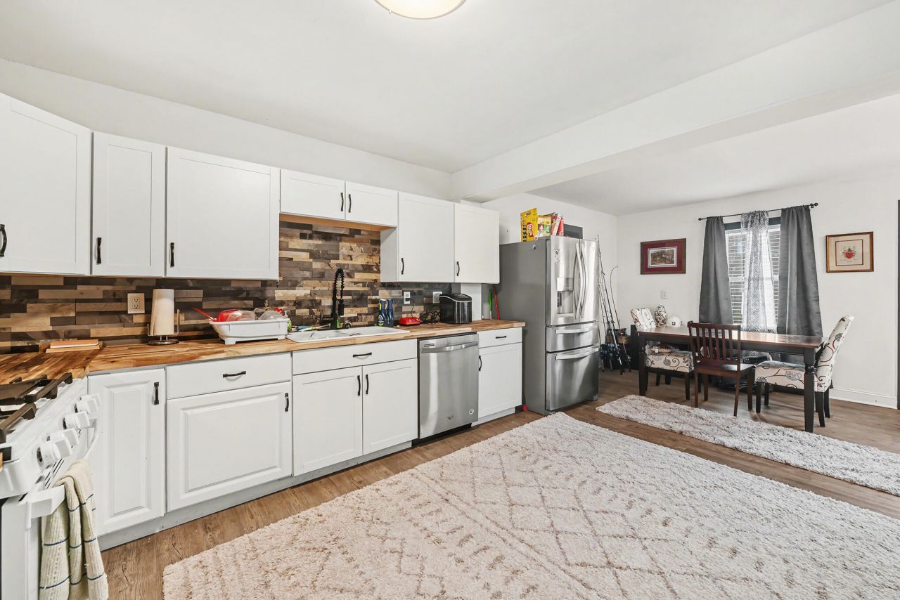 191 Wappoo Road Photo 6