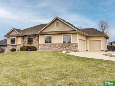 12647 S 80 Street, Papillion, NE 68046