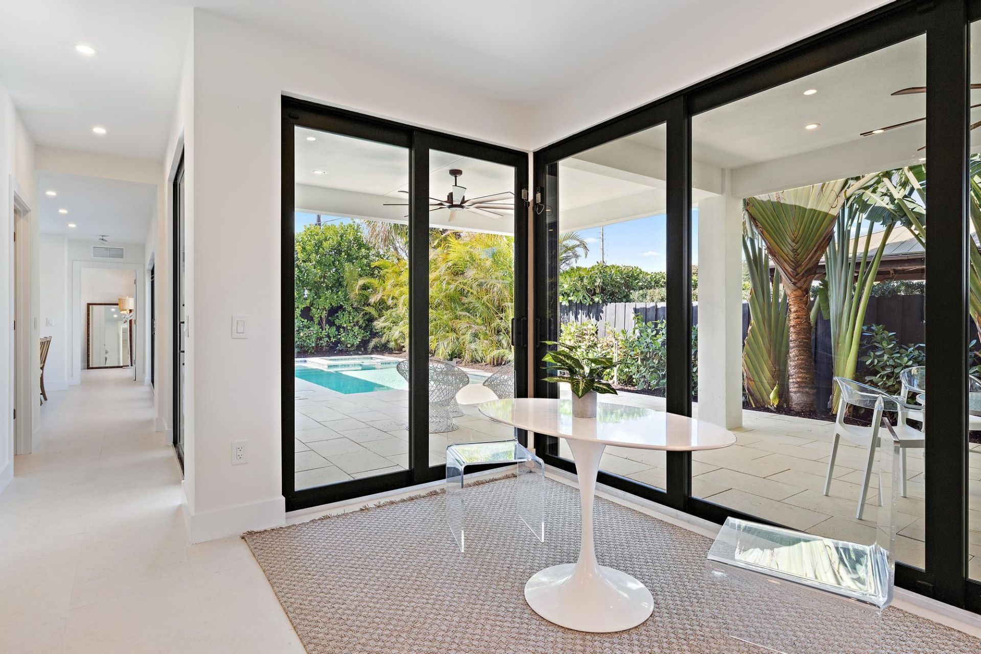 385 Linda Lane, West Palm Beach, FL 33405 Photo