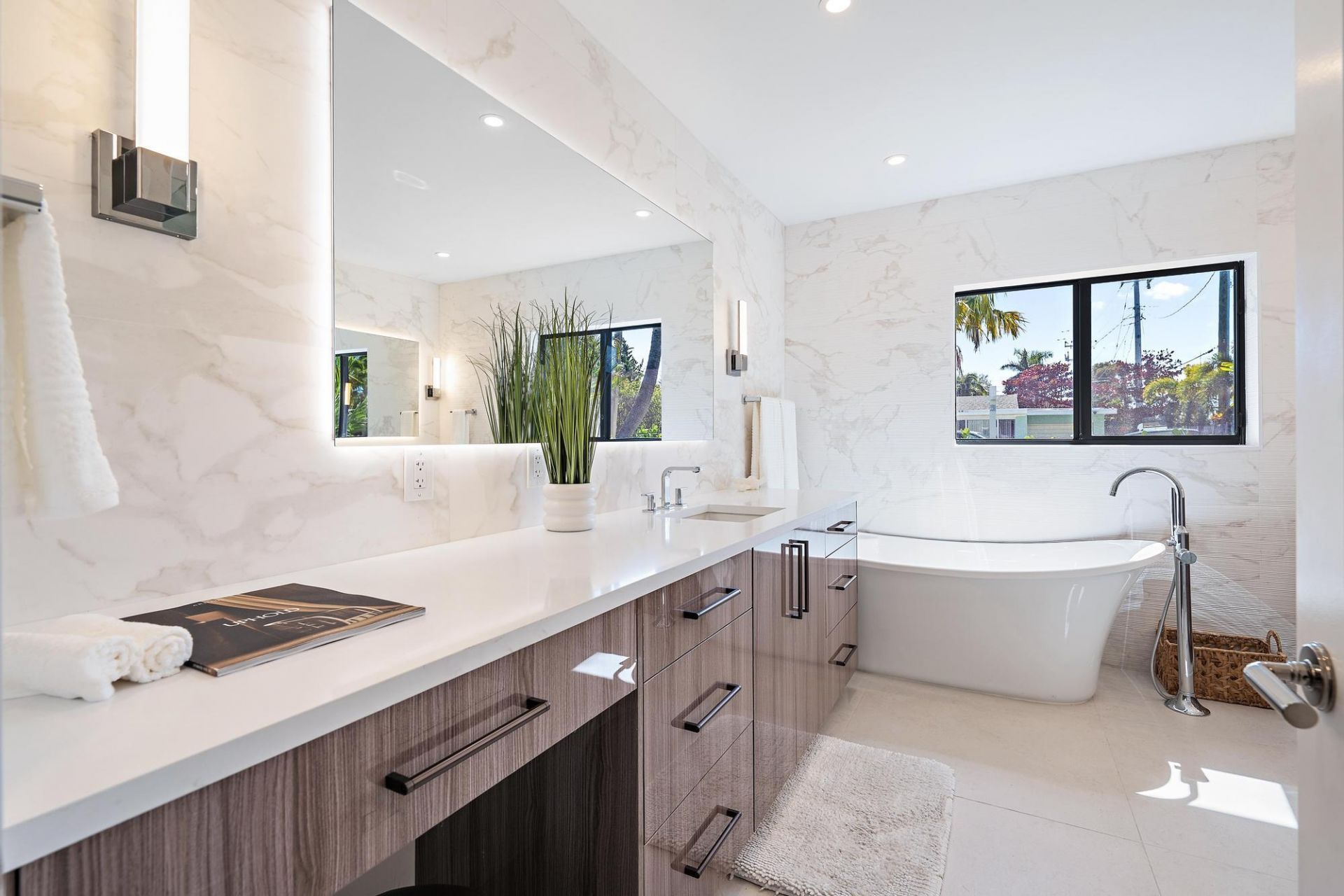 385 Linda Lane, West Palm Beach, FL 33405 Photo