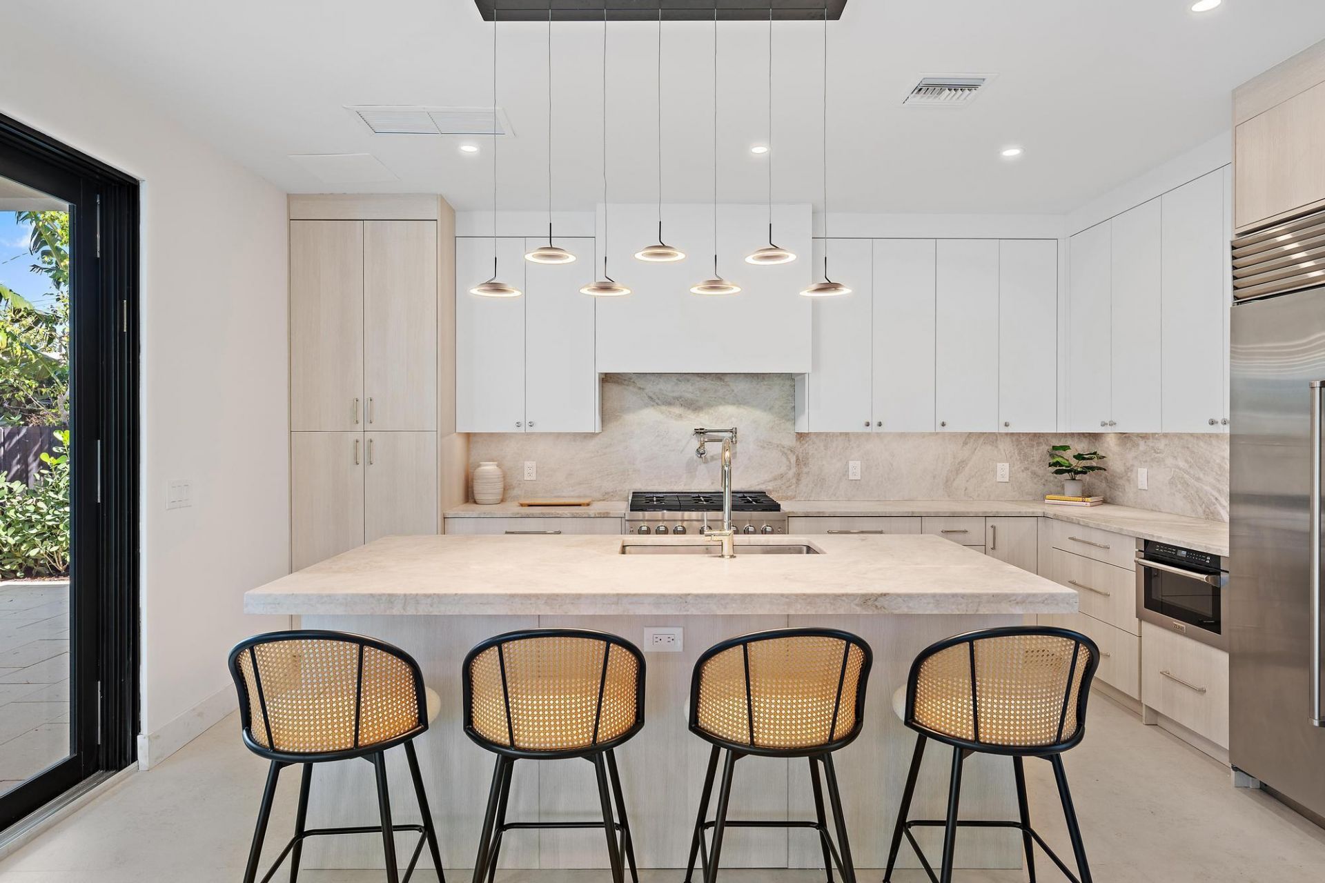 385 Linda Lane, West Palm Beach, FL 33405 Photo