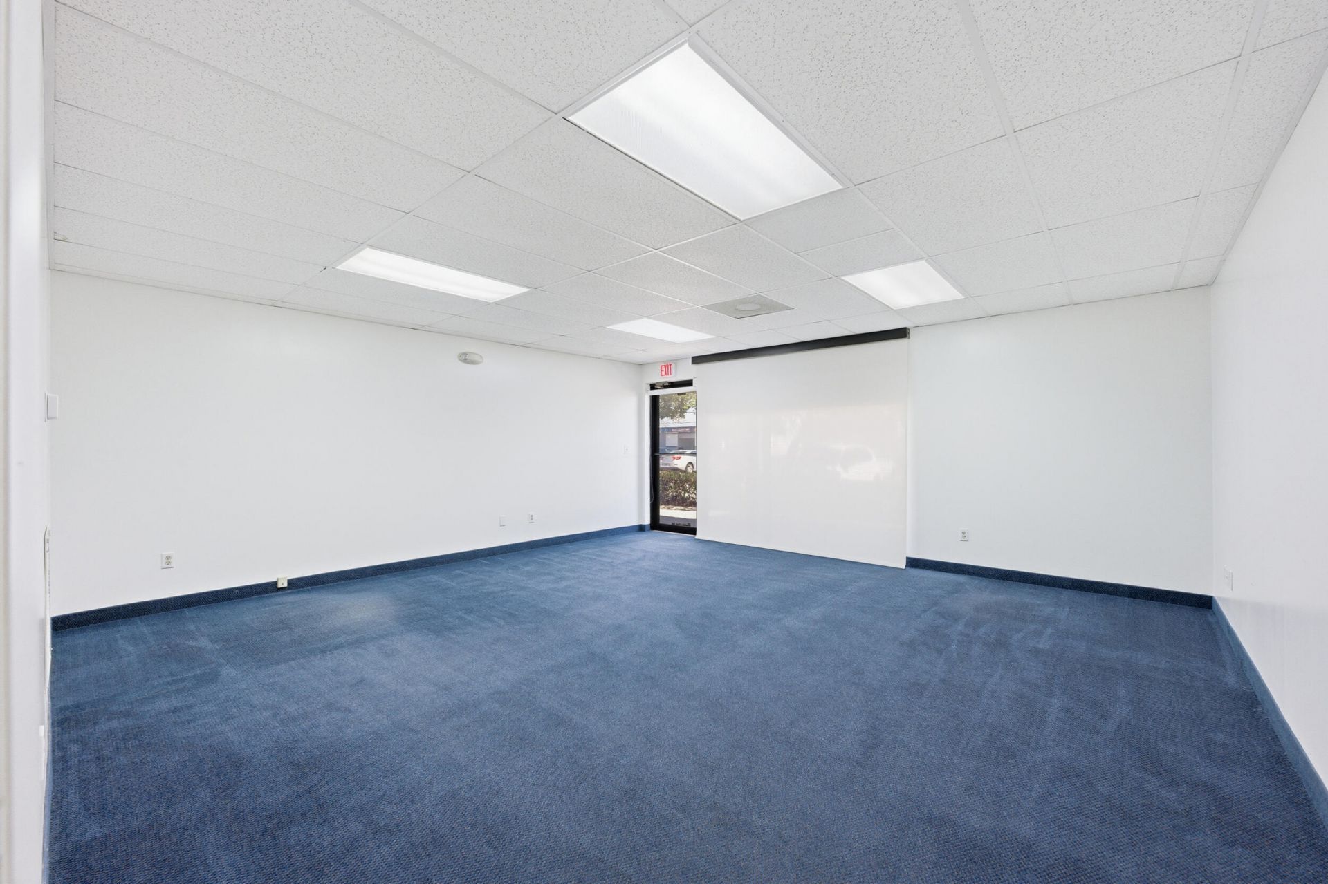 2518 SE Willoughby Boulevard, Unit 2518, Stuart, FL 34994 Photo