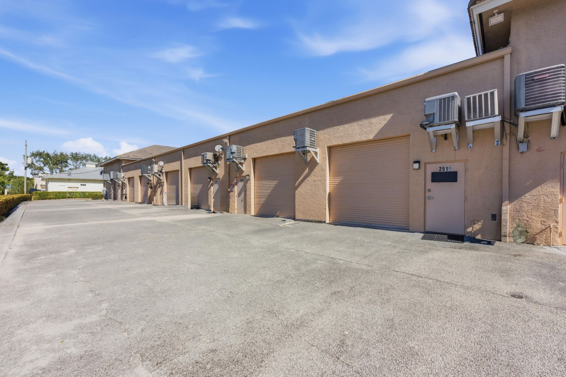 2518 SE Willoughby Boulevard, Unit 2518, Stuart, FL 34994 Photo