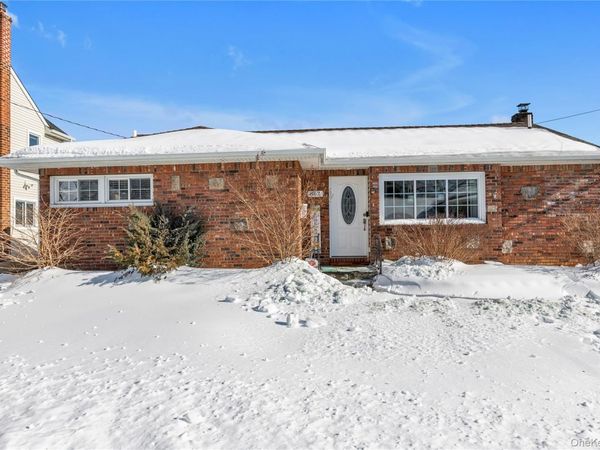 867 Preston Road, East Meadow, NY 11554