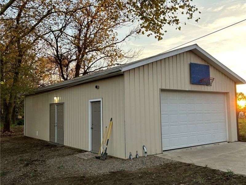 5392 Walters Street NE, East Canton, OH 44730 Photo 13