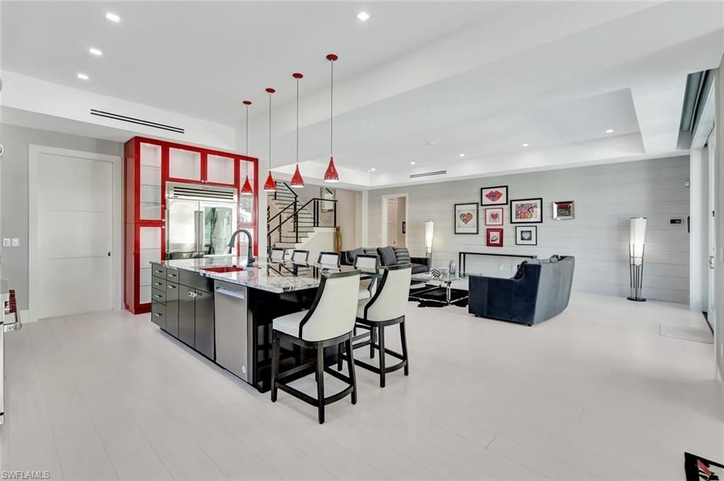 739 5th Ave N, Naples, FL 34102 Photo