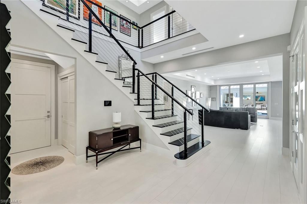 739 5th Ave N, Naples, FL 34102 Photo