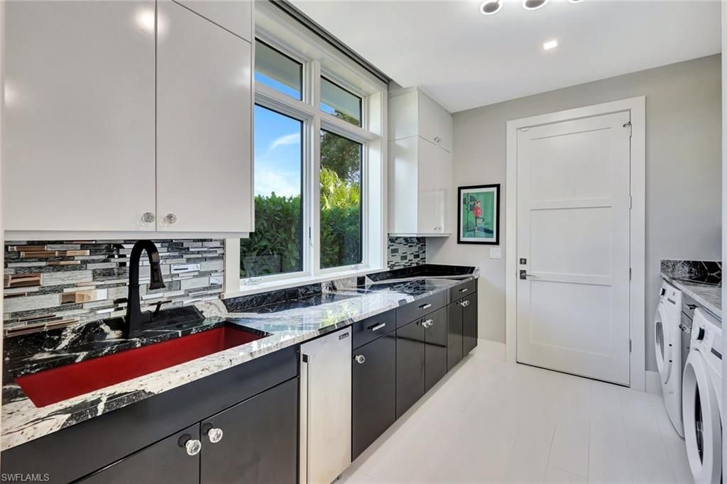 739 5th Ave N, Naples, FL 34102 Photo