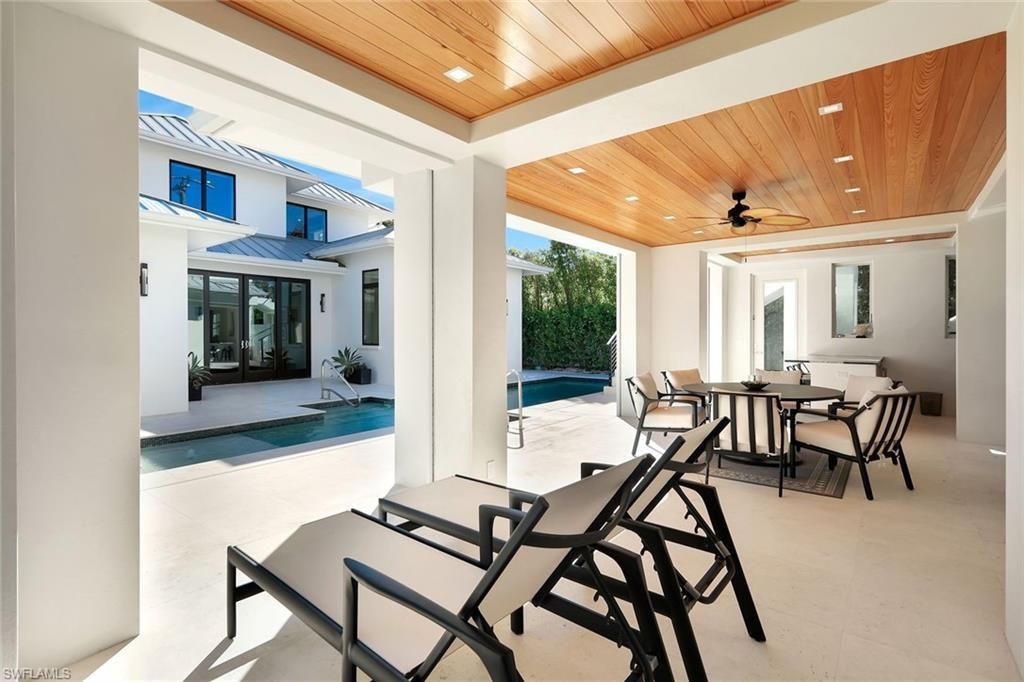 739 5th Ave N, Naples, FL 34102 Photo