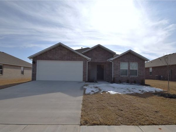 3071 Laredo Lane, Centerton, AR 72736