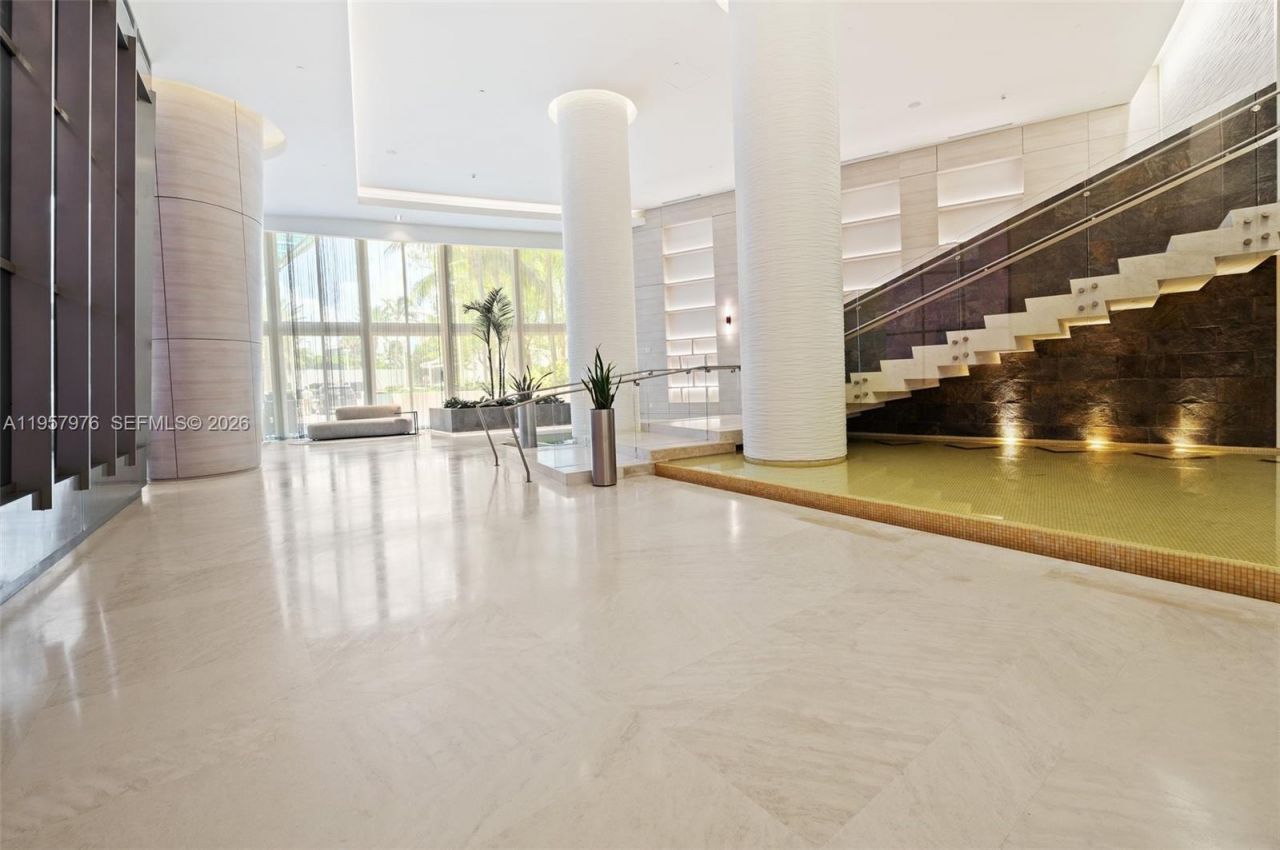 18201 Collins Ave, Unit 5201, Sunny Isles Beach, FL 33160 Photo