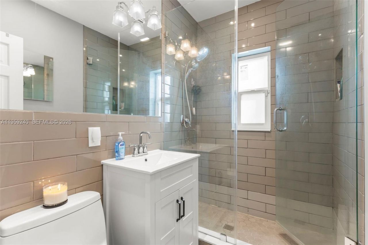 9301 NW 2nd Pl, Miami Shores, FL 33150 Photo