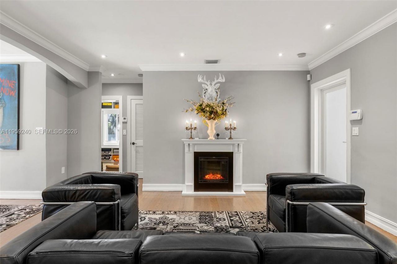 9301 NW 2nd Pl, Miami Shores, FL 33150 Photo