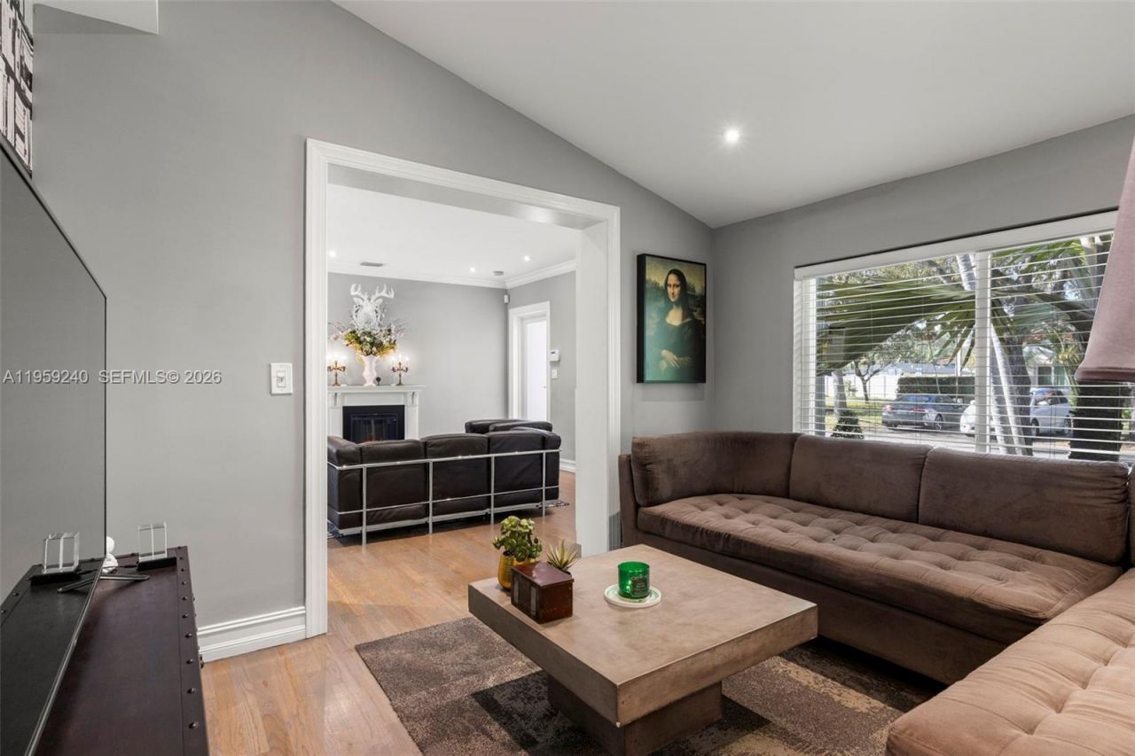 9301 NW 2nd Pl, Miami Shores, FL 33150 Photo