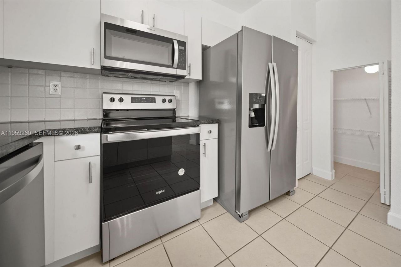 21459 SW 86th Pl , Cutler Bay, FL 33189 Photo