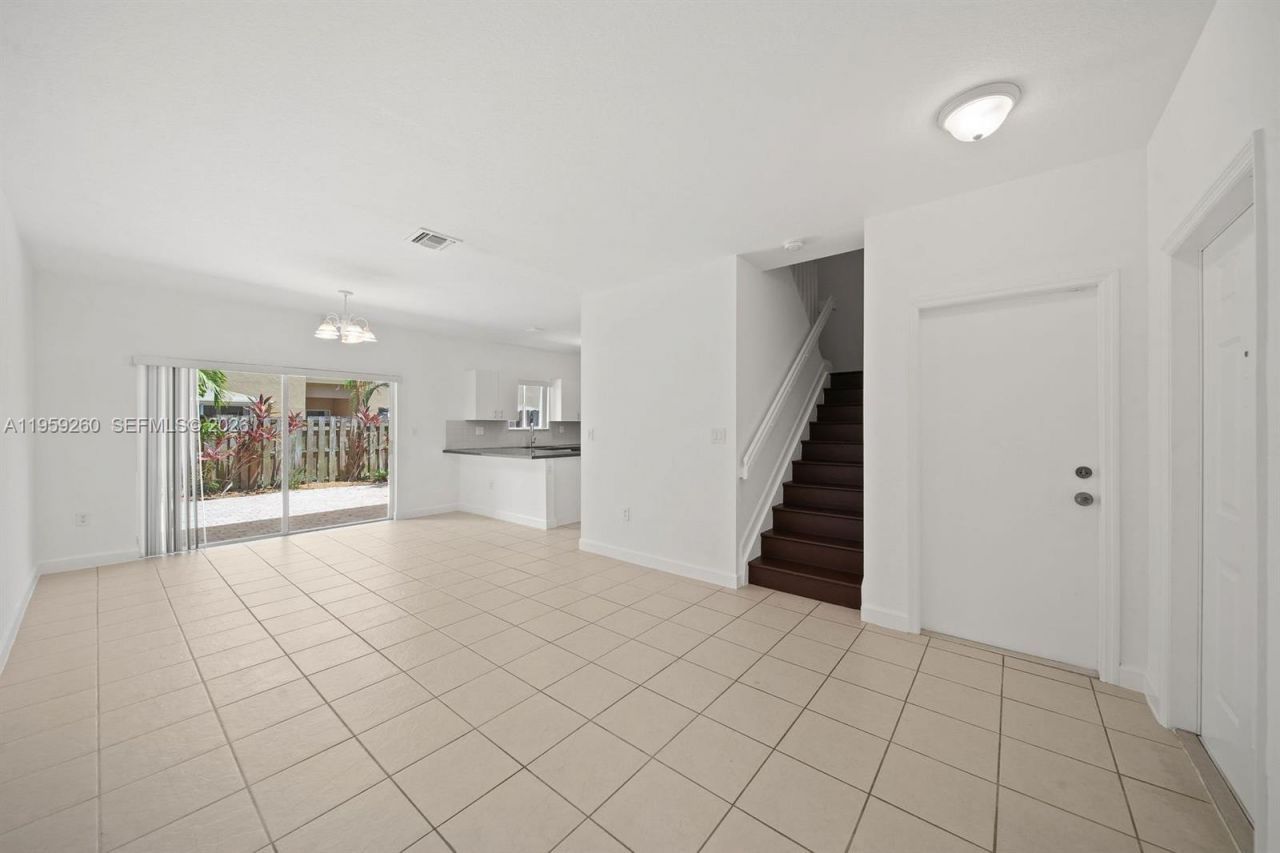 21459 SW 86th Pl , Cutler Bay, FL 33189 Photo