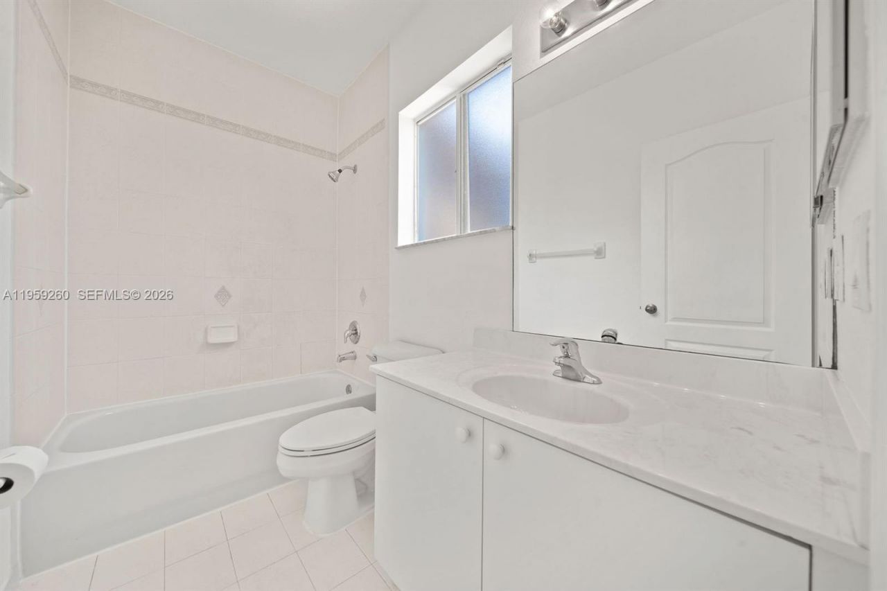 21459 SW 86th Pl , Cutler Bay, FL 33189 Photo