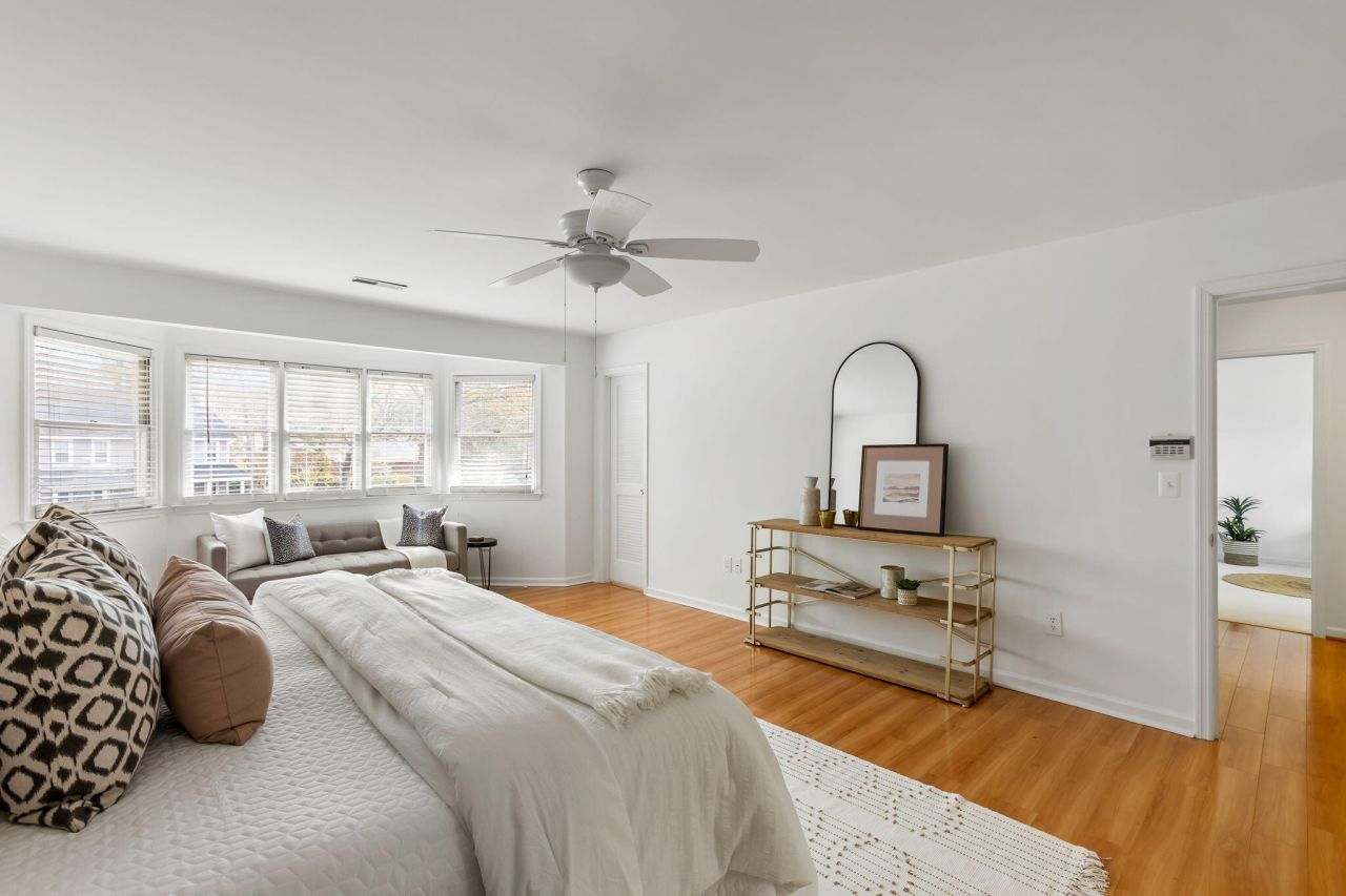 1195 Parkway Drive Photo 15