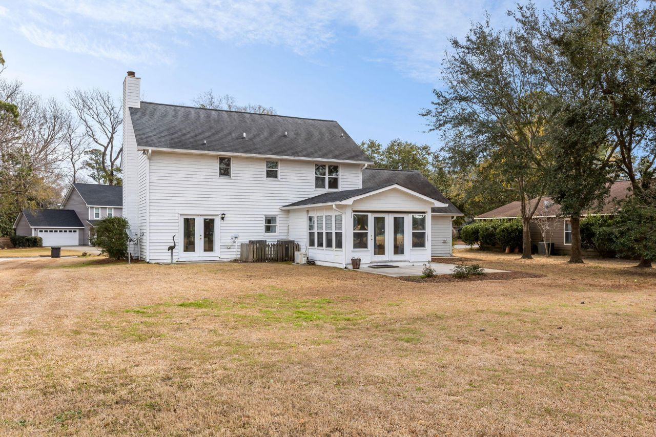 1195 Parkway Drive Photo 23