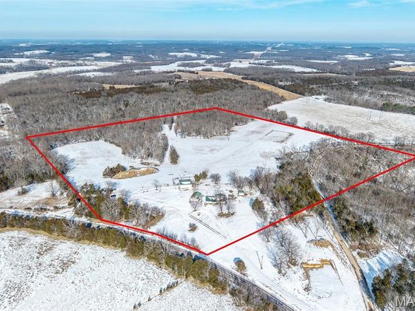 30017 Jeffries Road , Richland, MO 65556