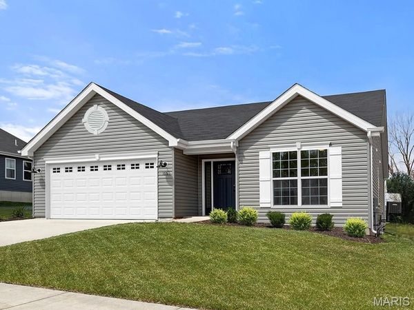 2304 Fernau Court, Florissant, MO 63031