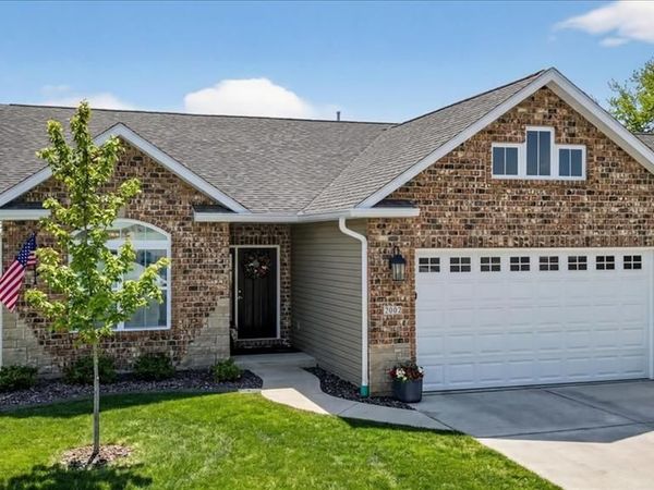 2002 Morningside Place, Maryville, IL 62062