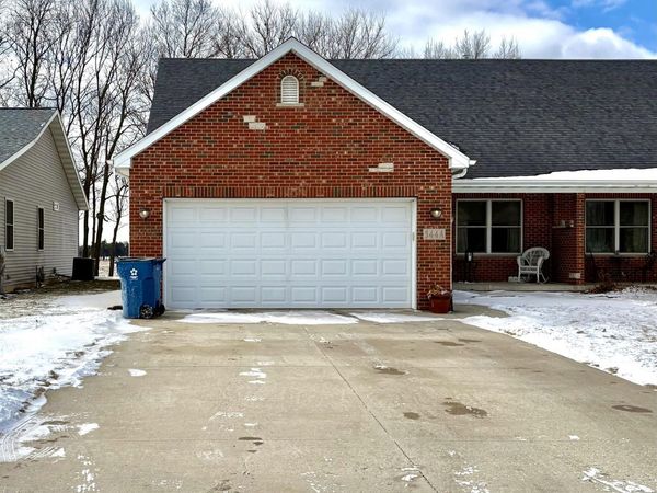 344 A Cassidy Court, Utica, IL 61373